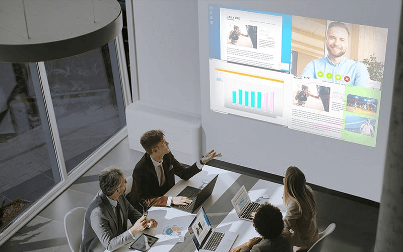 Split Screen - divida a tela em 4 projeções